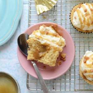 Wonderful Cupcake Recipes From Scratch For These Yummy Brown Sugar Butterscotch Cupcakes