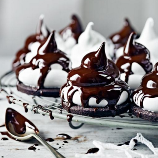 Wonderful Mint Chocolate Teacakes