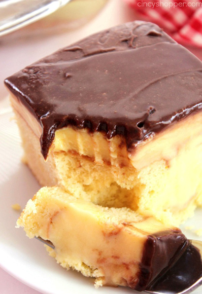 A Easy Boston Cream Pie Poke Cake To Make