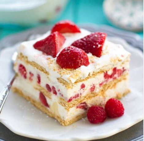 Love This Strawberry Icebox Cake - Afternoon Baking With Grandma