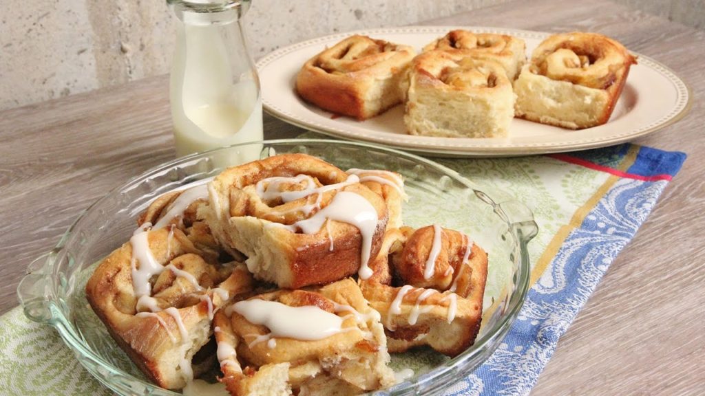 How To Make These Apple Pie Rolls Recipe - Afternoon Baking With Grandma