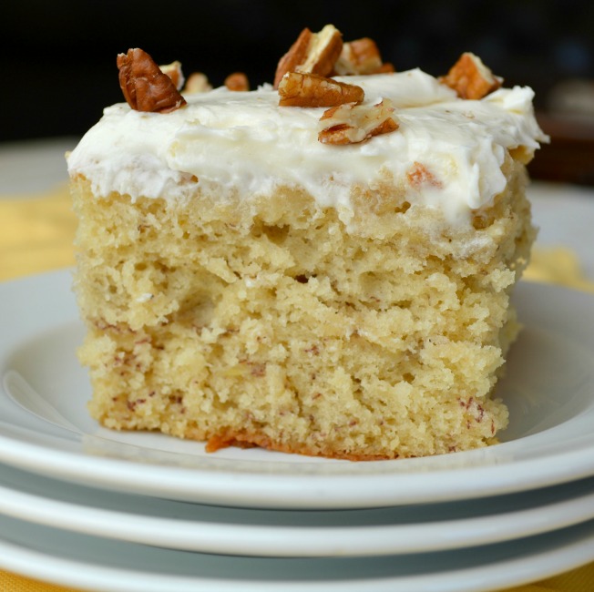 How To Make This Banana Cake With Cream Cheese Frosting