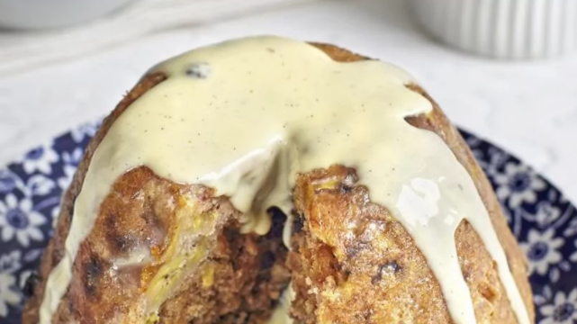 spotted dick with custard sauce