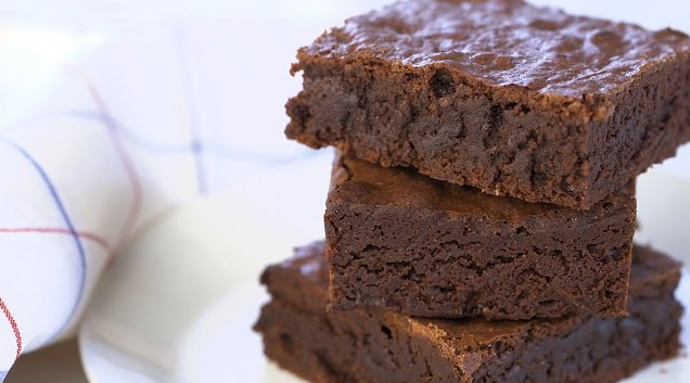 These Chewy And Fudgy Brownies Are Truly Delicious