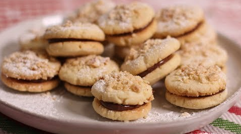 How About Some Amazing Nutella Tea Cookies